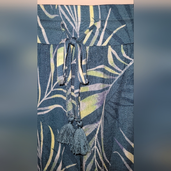 Ladies XS Stars Above Teal tropical pajama pants - bnwt flowy - Picture 5 of 7